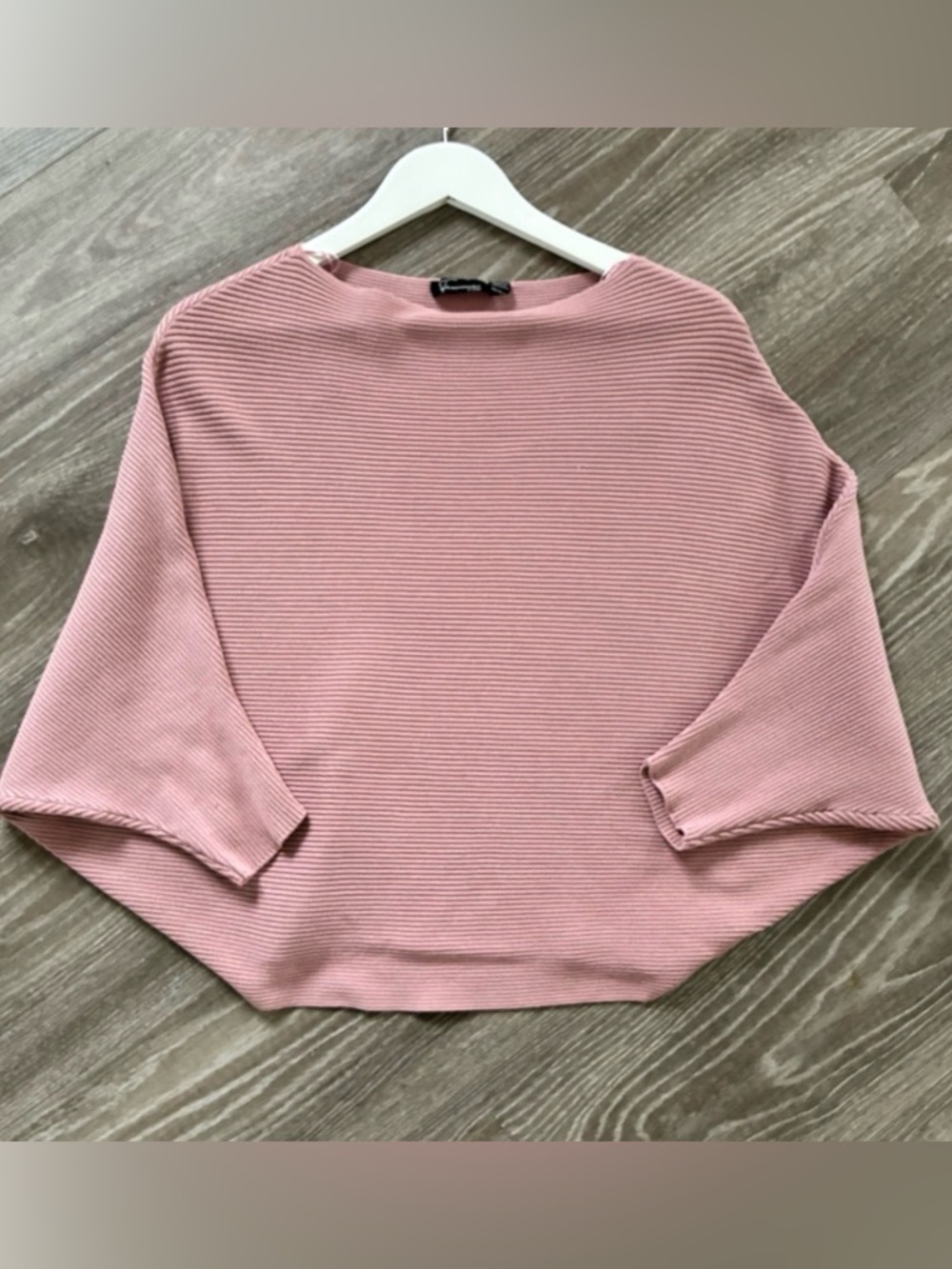 FEMME by Design Bat Wing Sweater | XS | Rose Pink